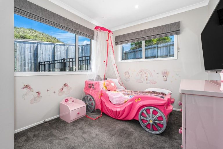 Photo of property in 24 Foxham Terrace, Churton Park, Wellington, 6037