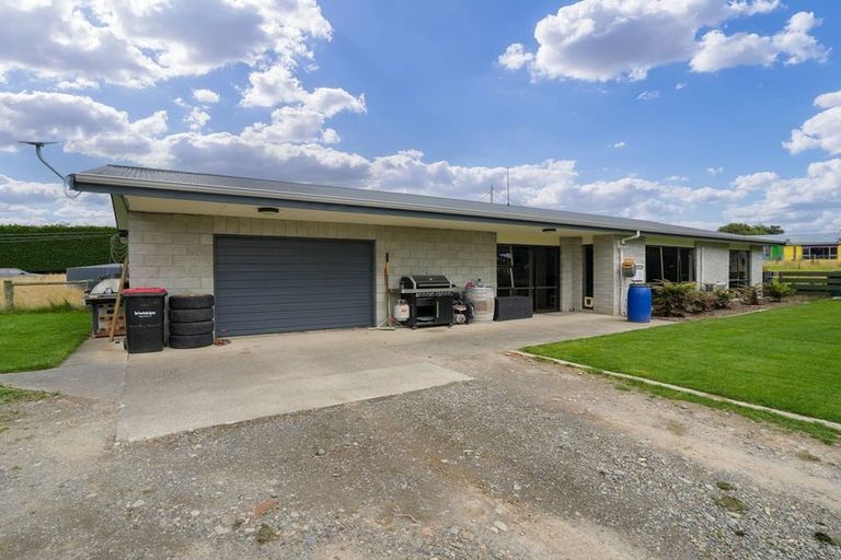 Photo of property in 73 Flora Road East, Makarewa, Invercargill, 9876