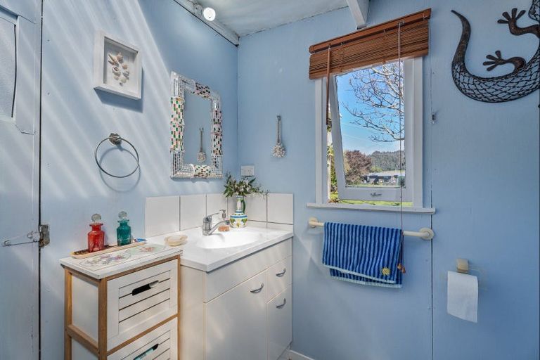 Photo of property in 360 Main Sh25 Road, Tairua, 3508