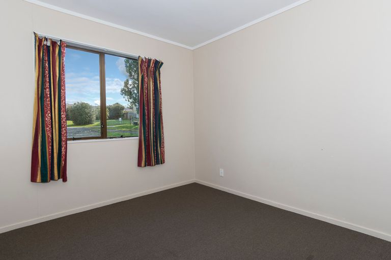 Photo of property in 12b Pennington Place, Welcome Bay, Tauranga, 3112