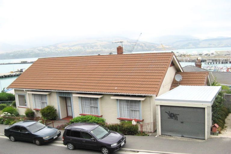 Photo of property in 1 Simeon Quay, Lyttelton, 8082