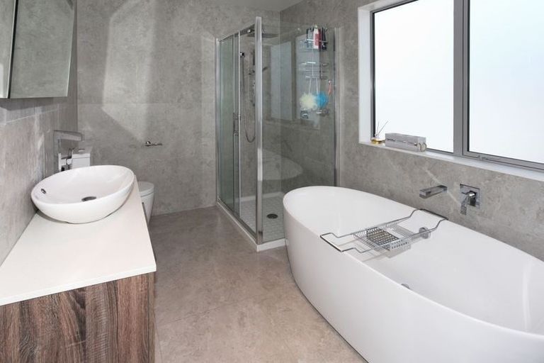 Photo of property in 293 Harbourside Drive, Karaka, Papakura, 2113