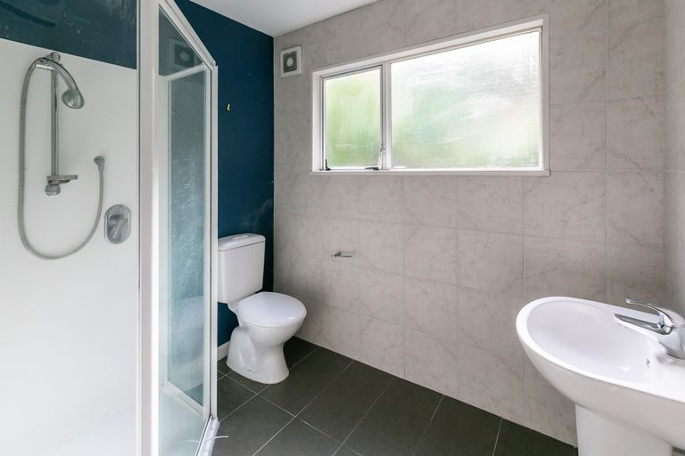 Photo of property in 54 Voelas Road, Lyttelton, 8082