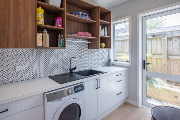 Photo of property in 316a Te Moana Road, Waikanae, 5036