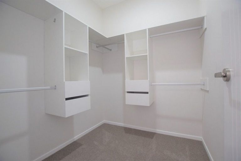 Photo of property in 36 Harbour Crest Drive, Waiuku, 2123