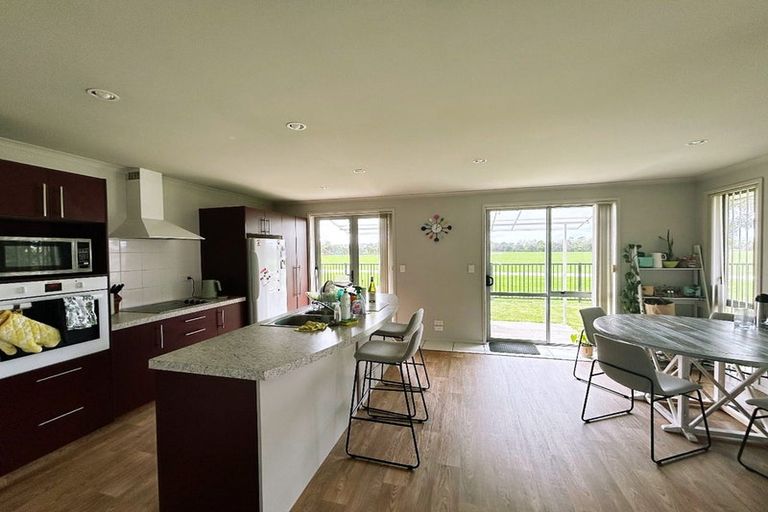 Photo of property in 48 Parkside Drive, Huntington, Hamilton, 3210