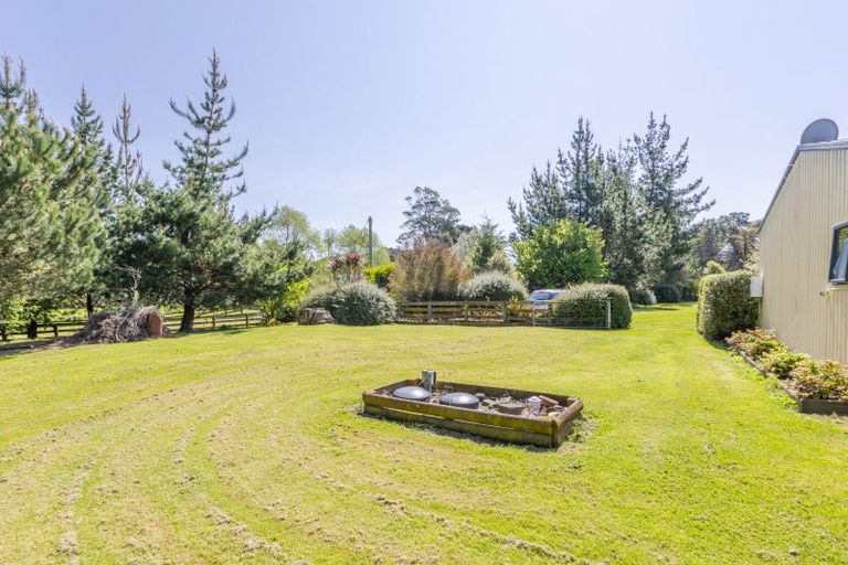 Photo of property in 37 Buckland Street, Tikokino, Waipawa, 4273