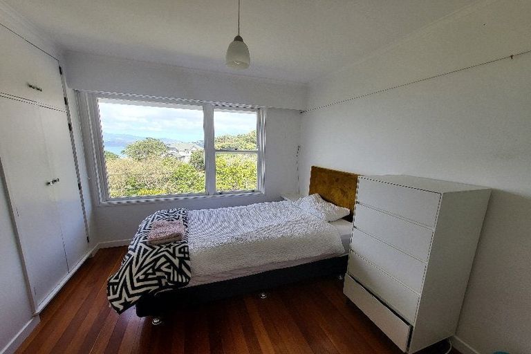 Photo of property in 65 Wadestown Road, Wadestown, Wellington, 6012