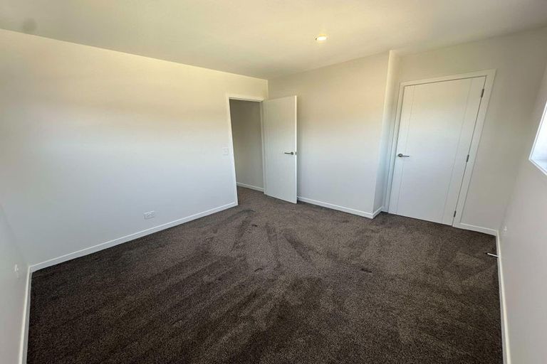 Photo of property in 36a Oxford Crescent, Ebdentown, Upper Hutt, 5018
