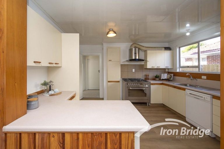 Photo of property in 12 Pinewood Avenue, North New Brighton, Christchurch, 8083