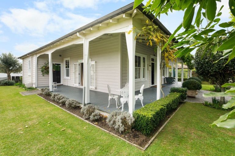 Photo of property in 32 Main Road, Te Kauwhata, 3710
