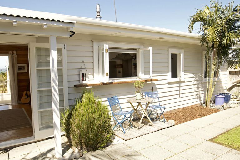 Photo of property in 9 Sea View Road, Leigh, Warkworth, 0985