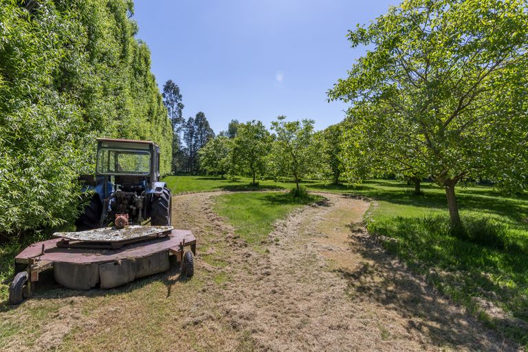 Photo of property in 27 Guys Road, Yaldhurst, Christchurch, 7676