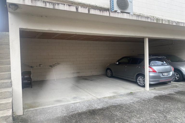 Photo of property in 9 Esplanade Road, Mount Eden, Auckland, 1024