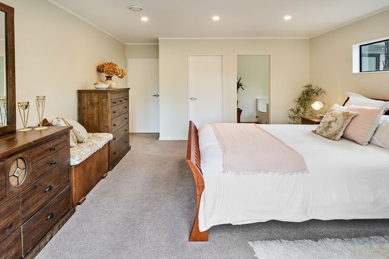 Photo of property in 110 School Road, Te Horo, Otaki, 5582