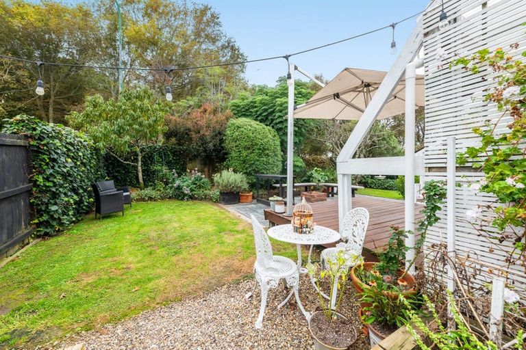 Photo of property in 21 Chartwell Avenue, Glenfield, Auckland, 0629