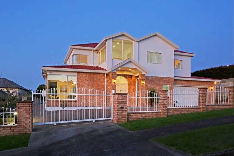 Photo of property in 50 Jane Eyre Drive, Somerville, Auckland, 2014