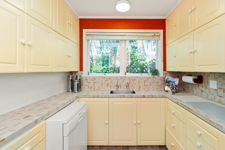 Photo of property in 711 Ballantyne Street, Frimley, Hastings, 4120