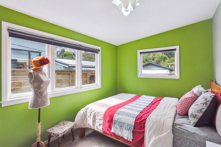 Photo of property in 37 The Esplanade, Raumati South, Paraparaumu, 5032