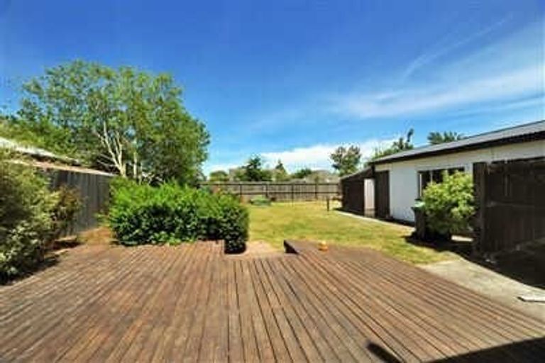 Photo of property in 157 Langdons Road, Northcote, Christchurch, 8052