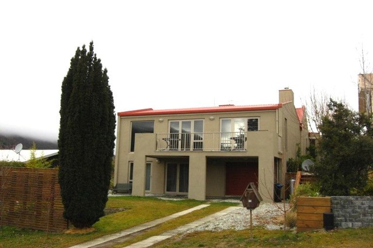 Photo of property in 21 Hood Crescent, Arrowtown, 9302