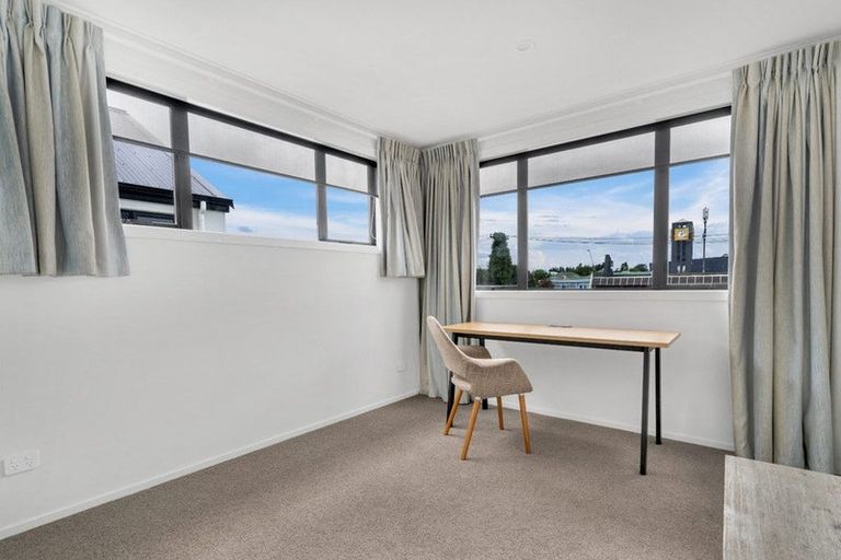 Photo of property in 5/20 Ballinger Place, Carterton, 5713