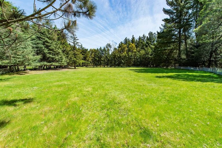 Photo of property in 61 Scarlet Oak Drive, West Melton, Christchurch, 7671