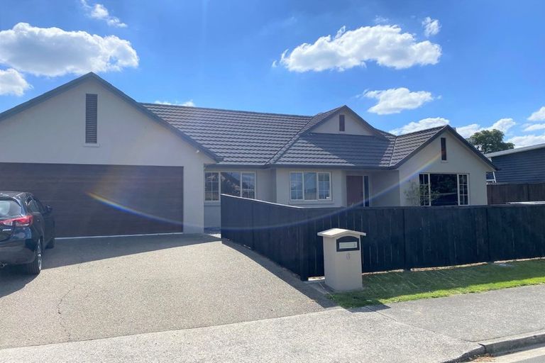 Photo of property in 6 Sovereign Place, Rototuna North, Hamilton, 3210