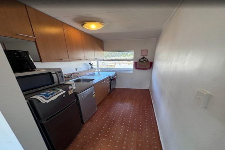 Photo of property in Melksham Towers, 904/131 Brougham Street, Mount Victoria, Wellington, 6011