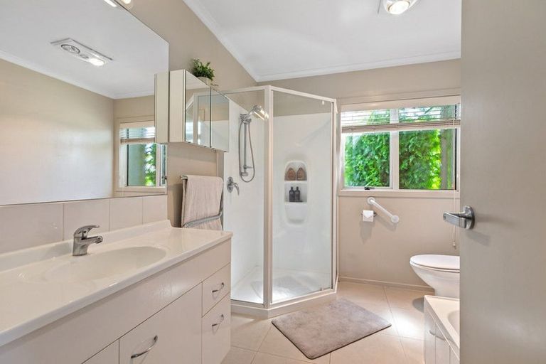 Photo of property in 45 Bridgewater Way, Pyes Pa, Tauranga, 3112