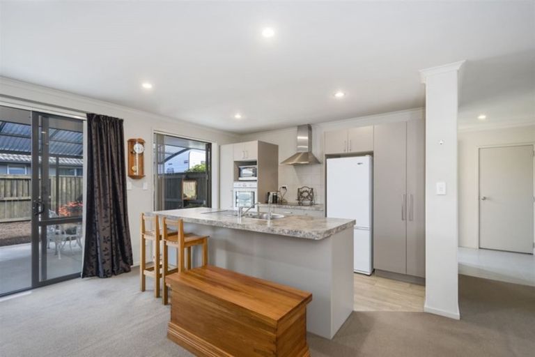 Photo of property in 86 Doncaster Drive, Papamoa Beach, Papamoa, 3118