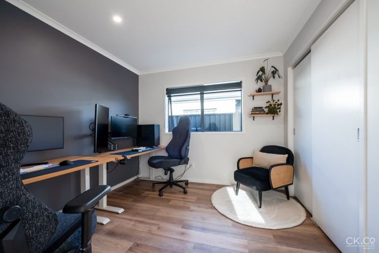 Photo of property in 9 Pattullo Crescent, Wallaceville, Upper Hutt, 5018