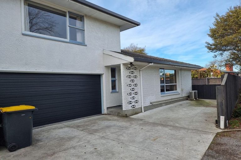 Photo of property in 2/118 Blighs Road, Strowan, Christchurch, 8052