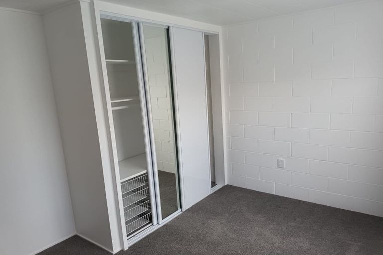 Photo of property in 18 Otaika Road, Woodhill, 0110