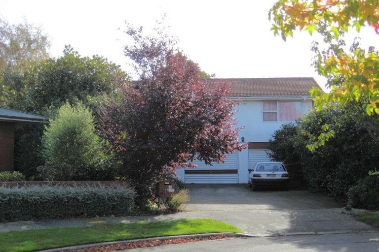 Photo of property in 12 Moorpark Place, Ilam, Christchurch, 8041