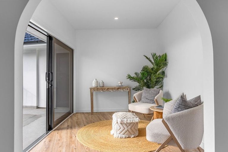 Photo of property in 8 Happy Home Road, Westmorland, Christchurch, 8025