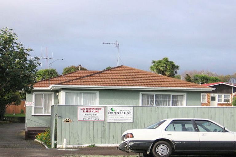 Photo of property in 270 Park Road, Hokowhitu, Palmerston North, 4410