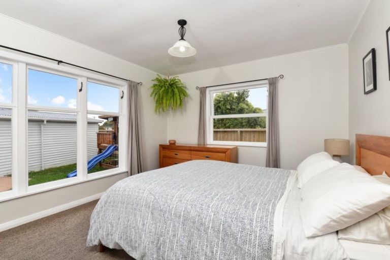 Photo of property in 38 Heath Street, St Andrews, Hamilton, 3200