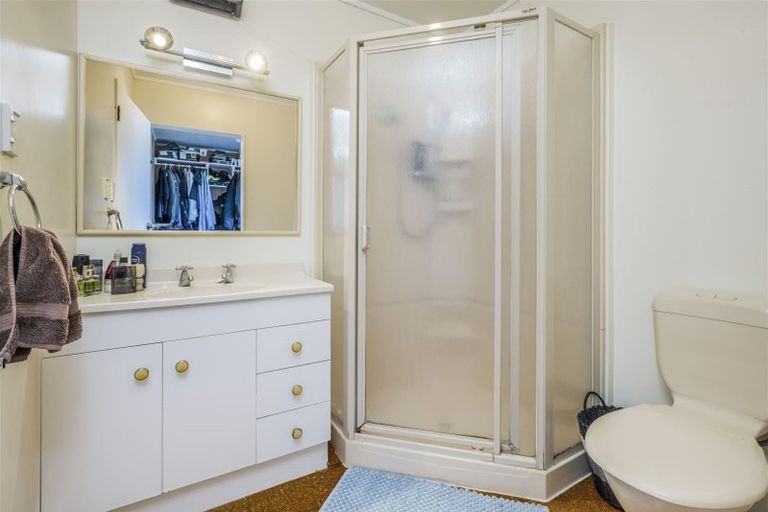 Photo of property in 5 Rotoma Rise, Clover Park, Auckland, 2019