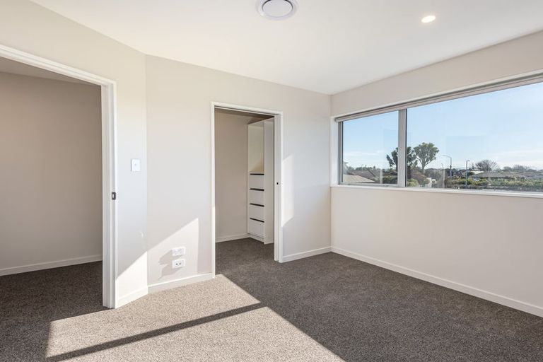 Photo of property in 5 Kakapo Lane, Redwood, Christchurch, 8051