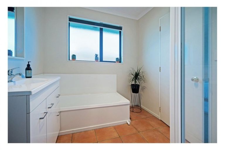 Photo of property in 8 Allport Close, Richmond, 7020