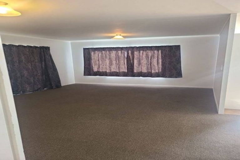 Photo of property in 60a Henwood Road, Mangere East, Auckland, 2024