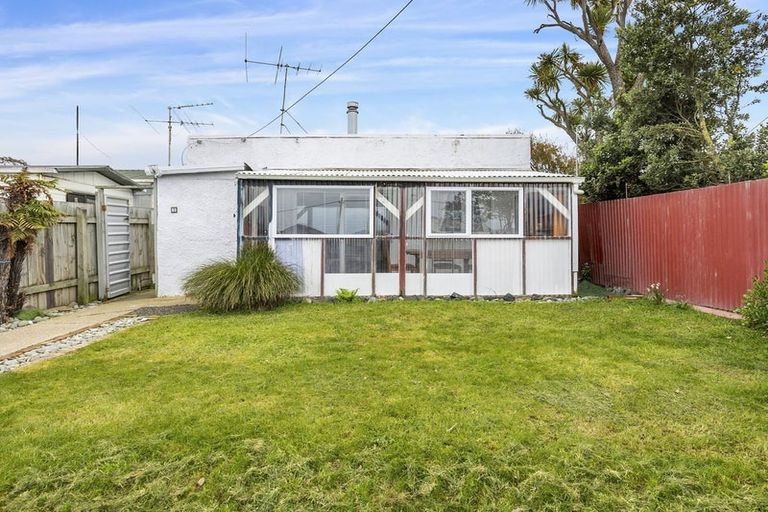 Photo of property in 7 Taylor Street, Brighton, Dunedin, 9035