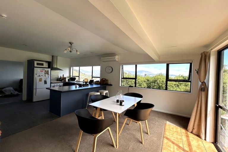 Photo of property in 35 Cornwall Road, Lyttelton, 8082