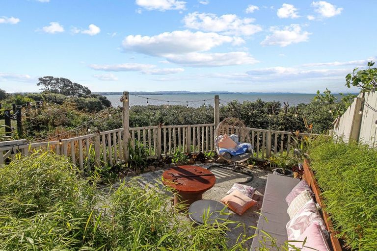 Photo of property in 7a Torkar Road, Clarks Beach, 2122