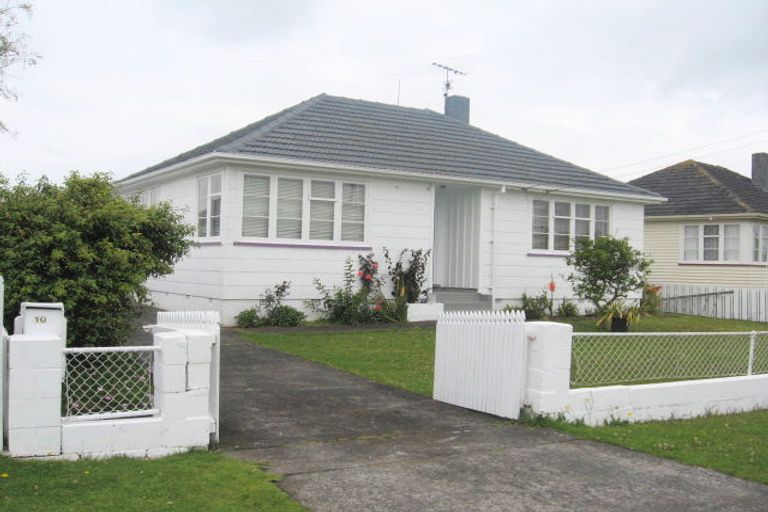Photo of property in 10 Parkinson Avenue, Wesley, Auckland, 1041