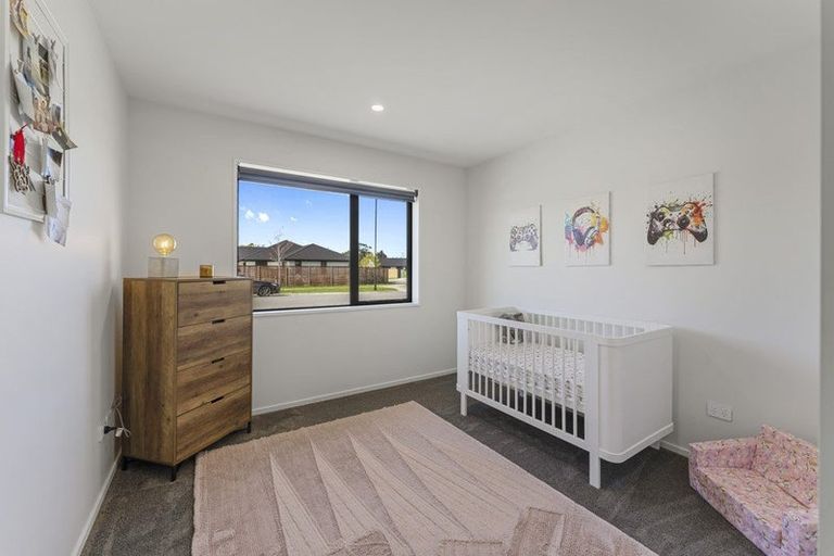 Photo of property in 30 Mcquillan Avenue, Woodend, 7610