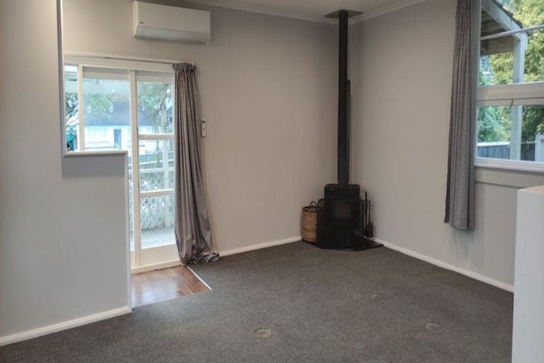 Photo of property in 44 Tawhai Street, Stokes Valley, Lower Hutt, 5019