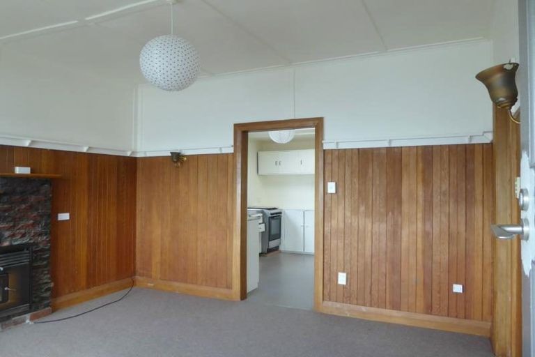 Photo of property in 168 Breaker Bay Road, Breaker Bay, Wellington, 6022