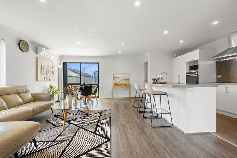 Photo of property in 4 Matawai Puna Drive, Pukekohe, 2120